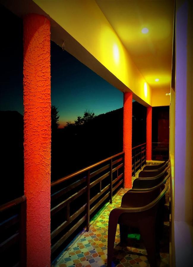 Pandava'S Cafe & Stay Chopta Ngoại thất bức ảnh
